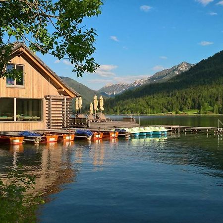 Strandhotel Am Вайсензее Екстериор снимка