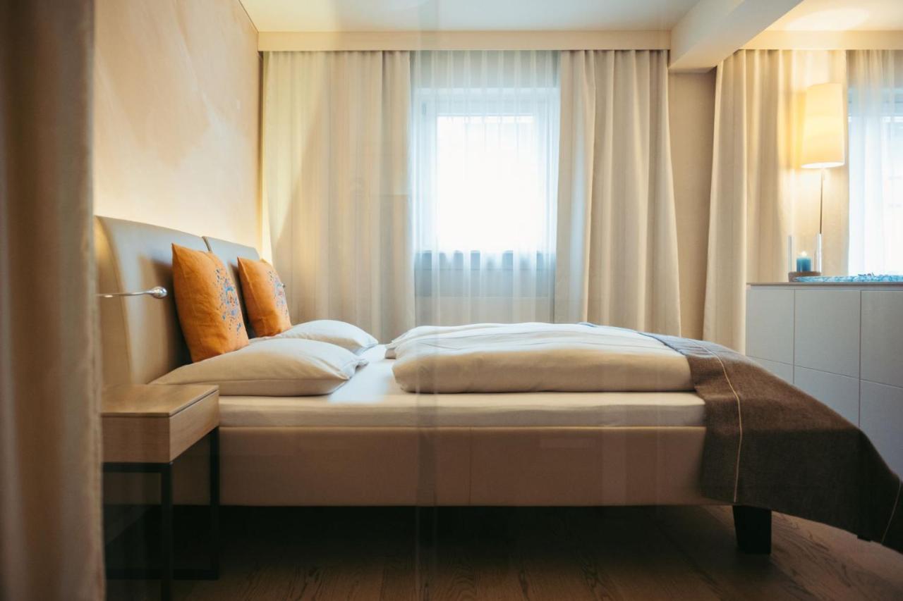 Strandhotel Am Вайсензее Екстериор снимка
