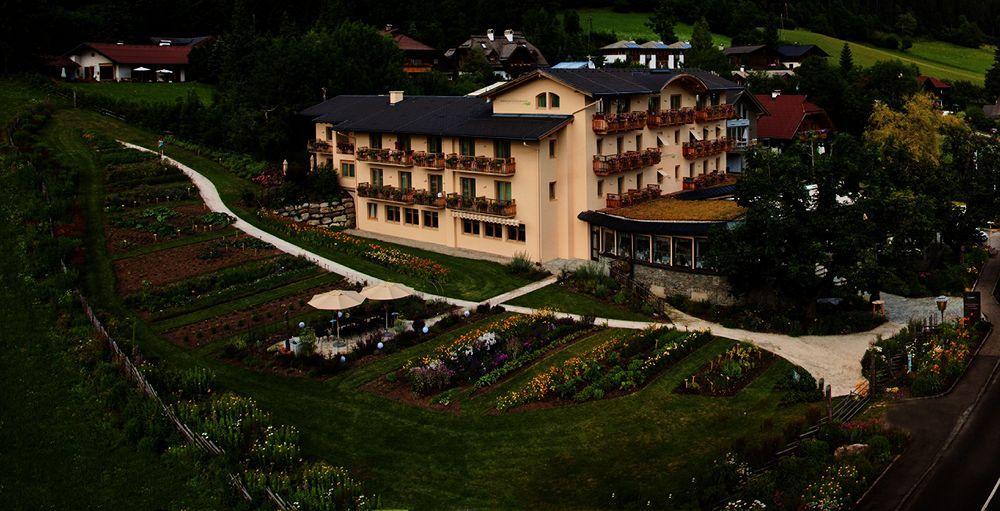 Strandhotel Am Вайсензее Екстериор снимка